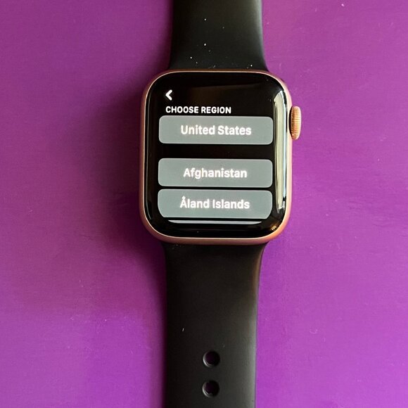 Apple Watch Series (GPS, 40mm) Gold Aluminum Case